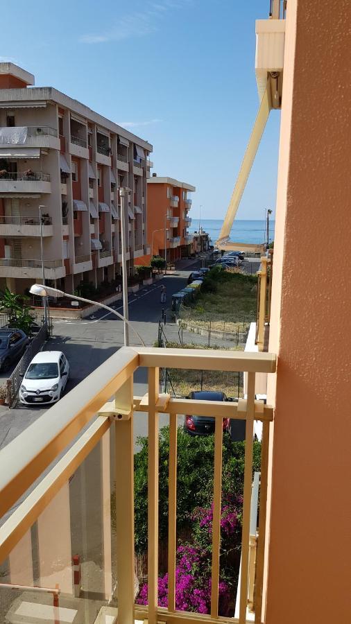 Casalmare Via Asse Lejlighed Ventimiglia Eksteriør billede